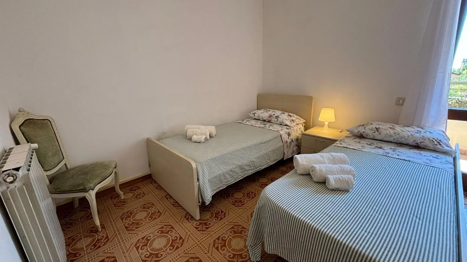 300 Mt From The Sea - Free Parking - Wi-Fi Ac & Prime Video Villa Lido di Camaiore 0*,